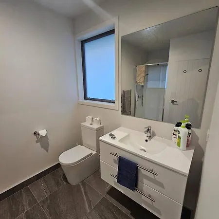 Entire House - Brand New 2 Bedroom House Lower Hutt Exterior photo