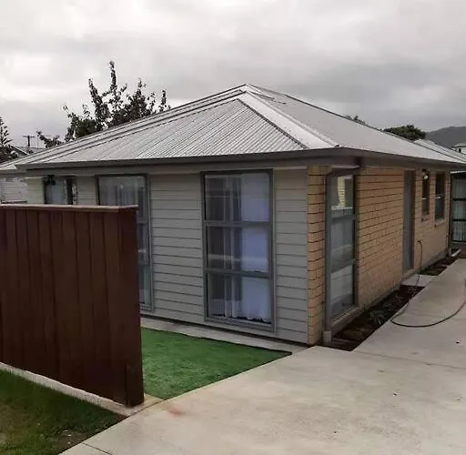 Entire House - Brand New 2 Bedroom House