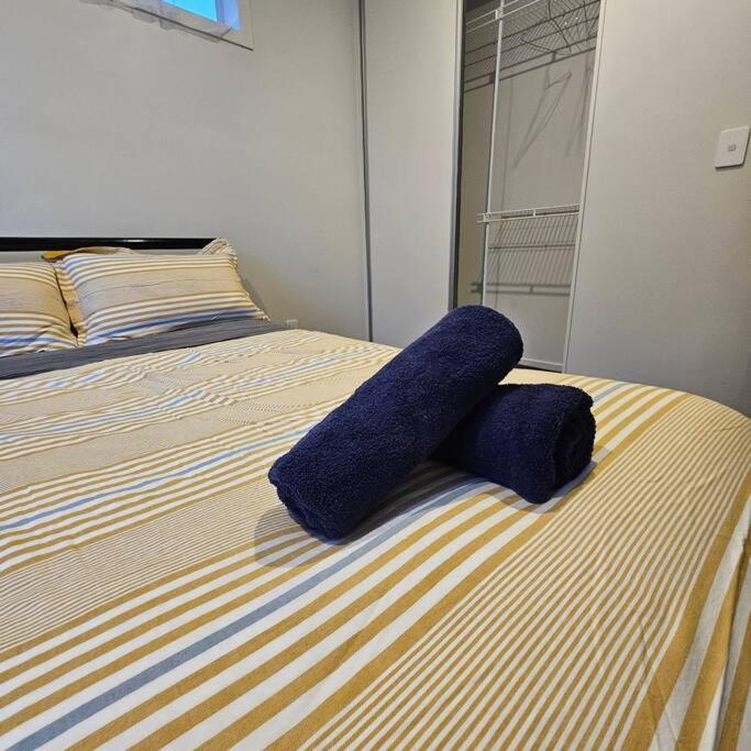 Entire House - Brand New 2 Bedroom House Holiday home Lower Hutt